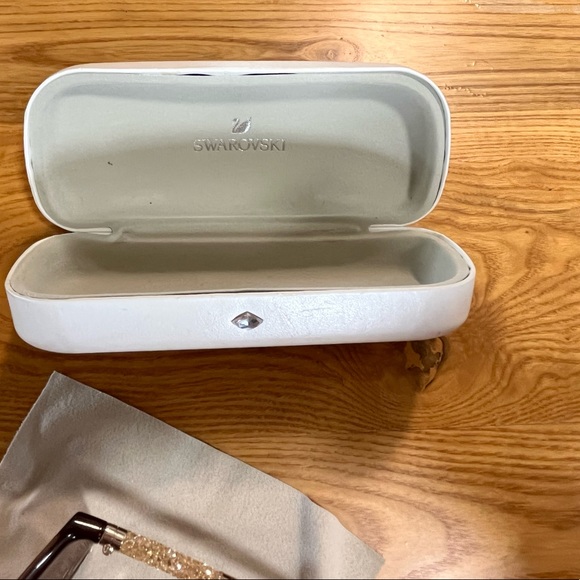 Swarovski Sunglasses - Picture 5 of 5